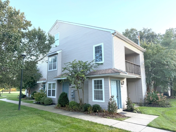 2202 Tanglewood, Sewell NJ 08080